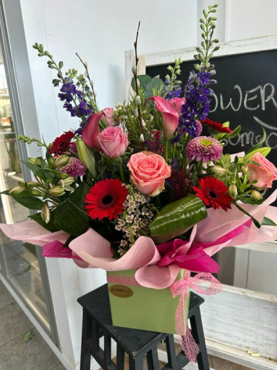 Simply Stunning - Luxury collection of flowers