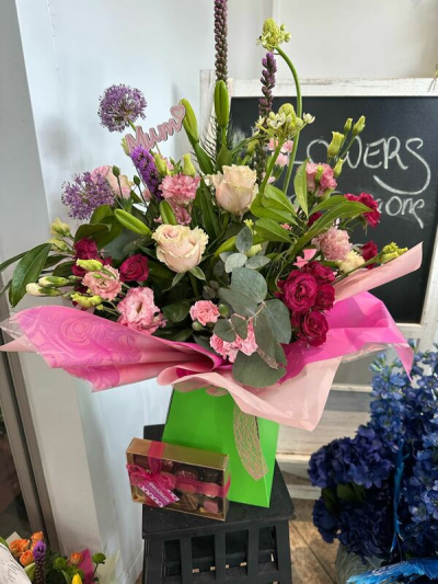 Pink Collection - Collection of pink shaded blooms